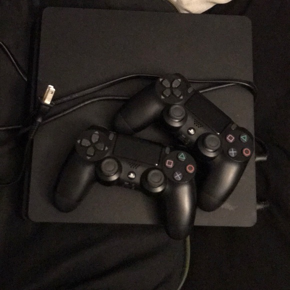 Used - Picture 1 of 2